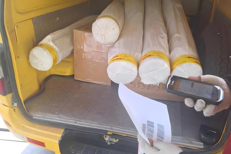 Onnistunut korkealaatuisen antistaattisen suodatinkankaan toimitus bulgarialaiselle asiakkaalle